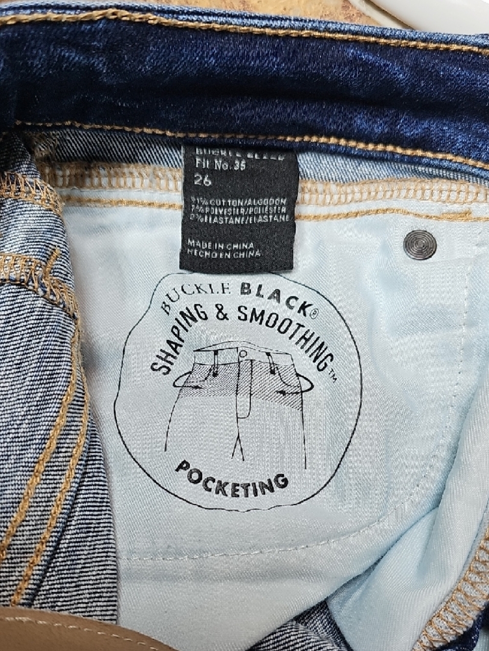 Buckle Black Shape & Smoothing Distressed Blue Denim Jean Shorts - Picture 5 of 5